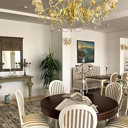 Lavista Boutique Hotel 4*